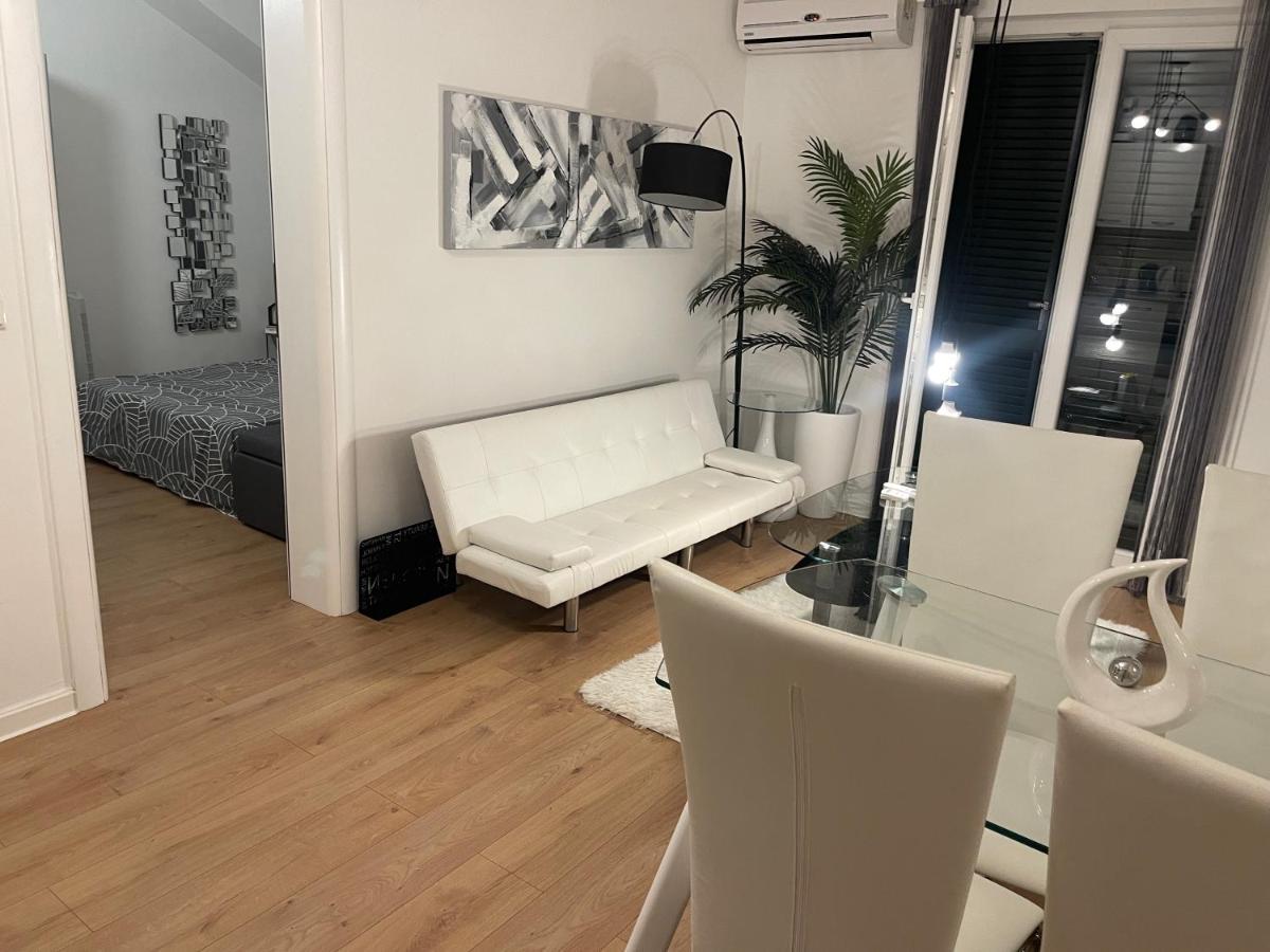 Apartment New Chic Supetar Extérieur photo