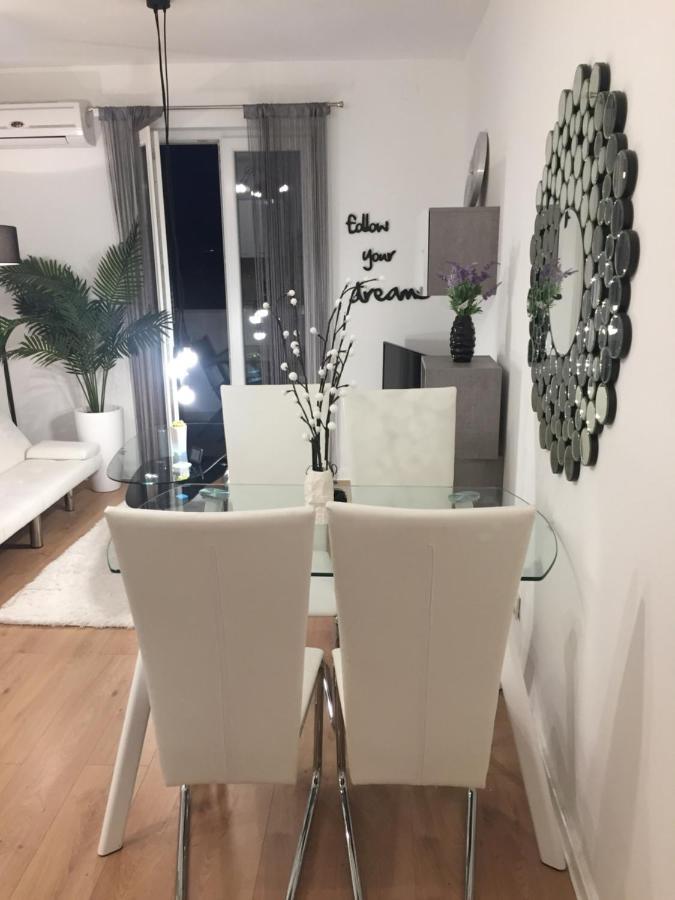 Apartment New Chic Supetar Extérieur photo