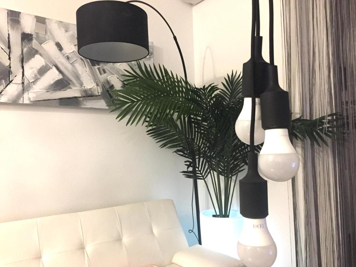Apartment New Chic Supetar Extérieur photo