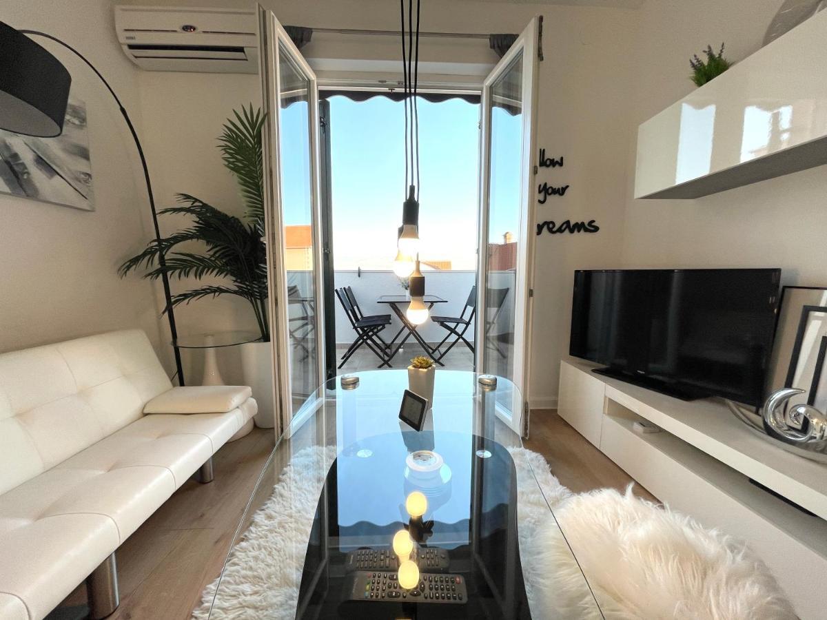 Apartment New Chic Supetar Extérieur photo